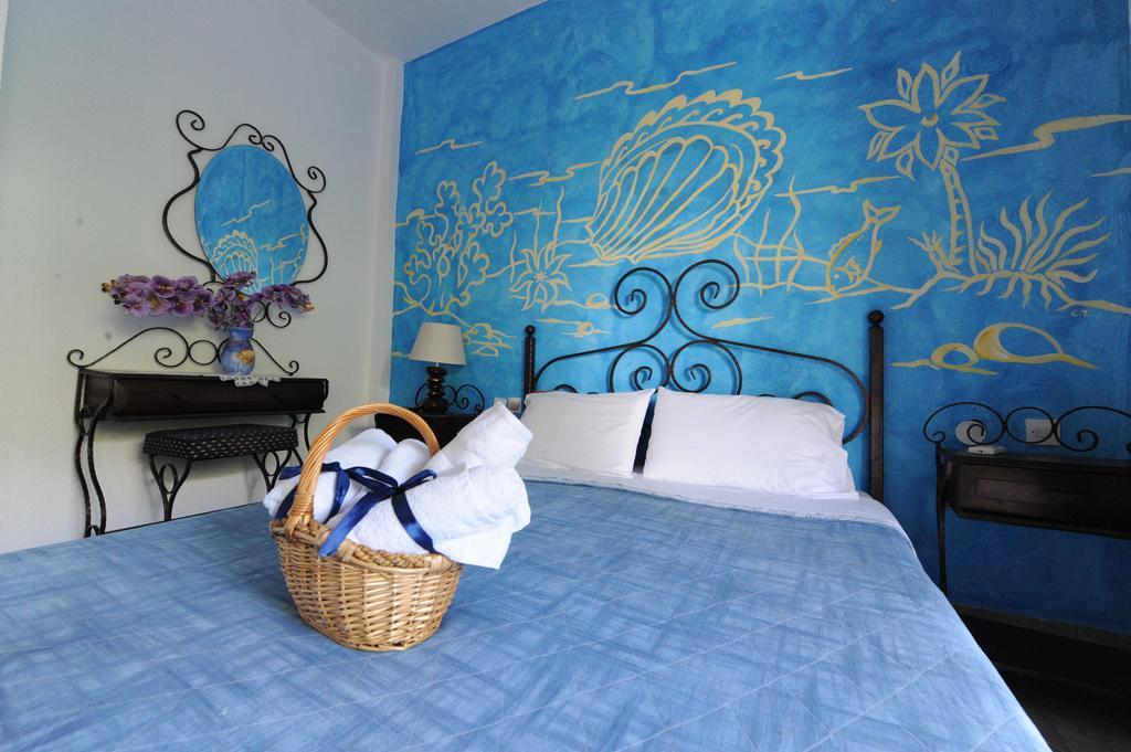 Thalassa Hotel Đảo Amolianí Phòng bức ảnh